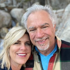 Meet your Posher, Lorie